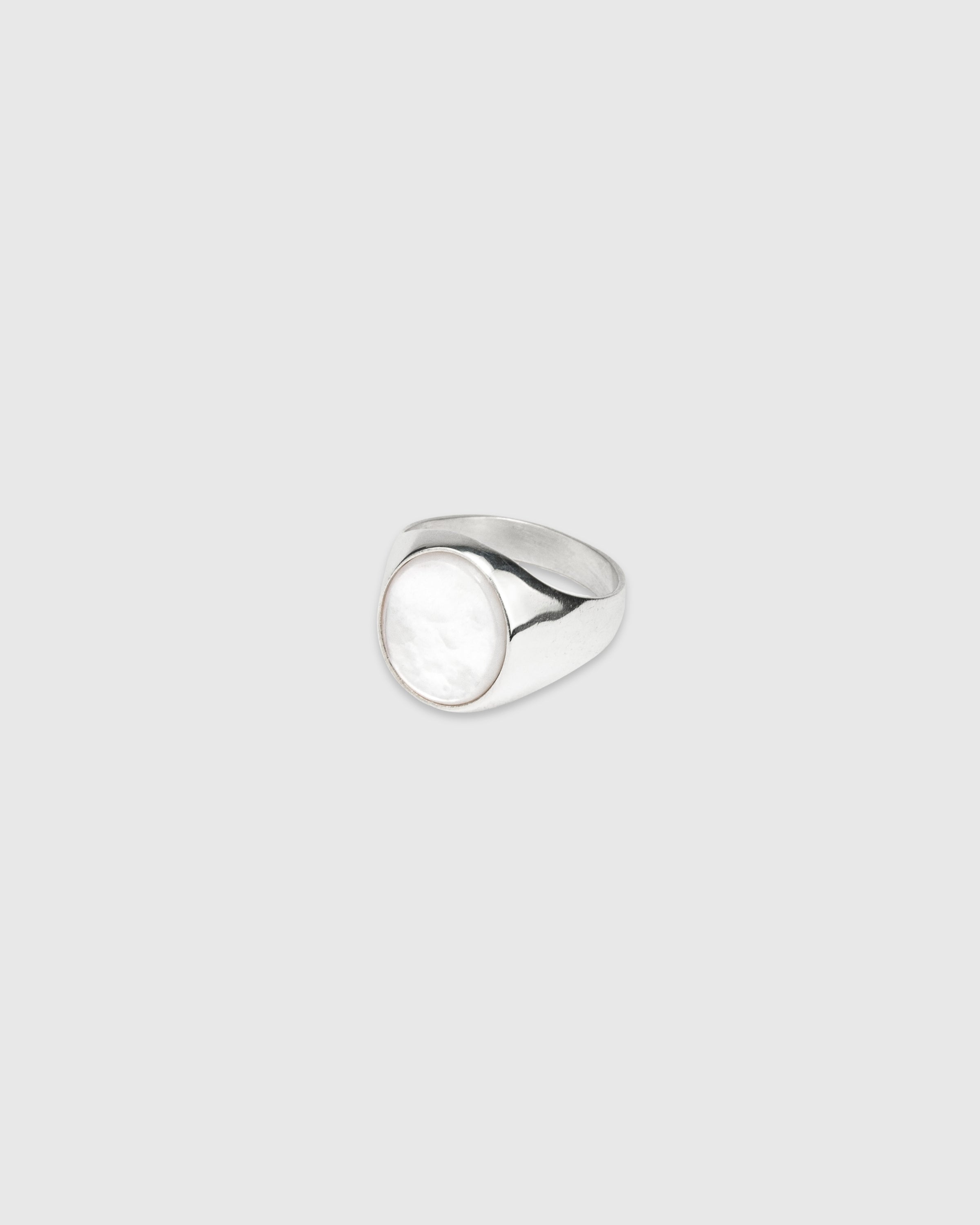 Oval Pearl Signet Ring – Selva