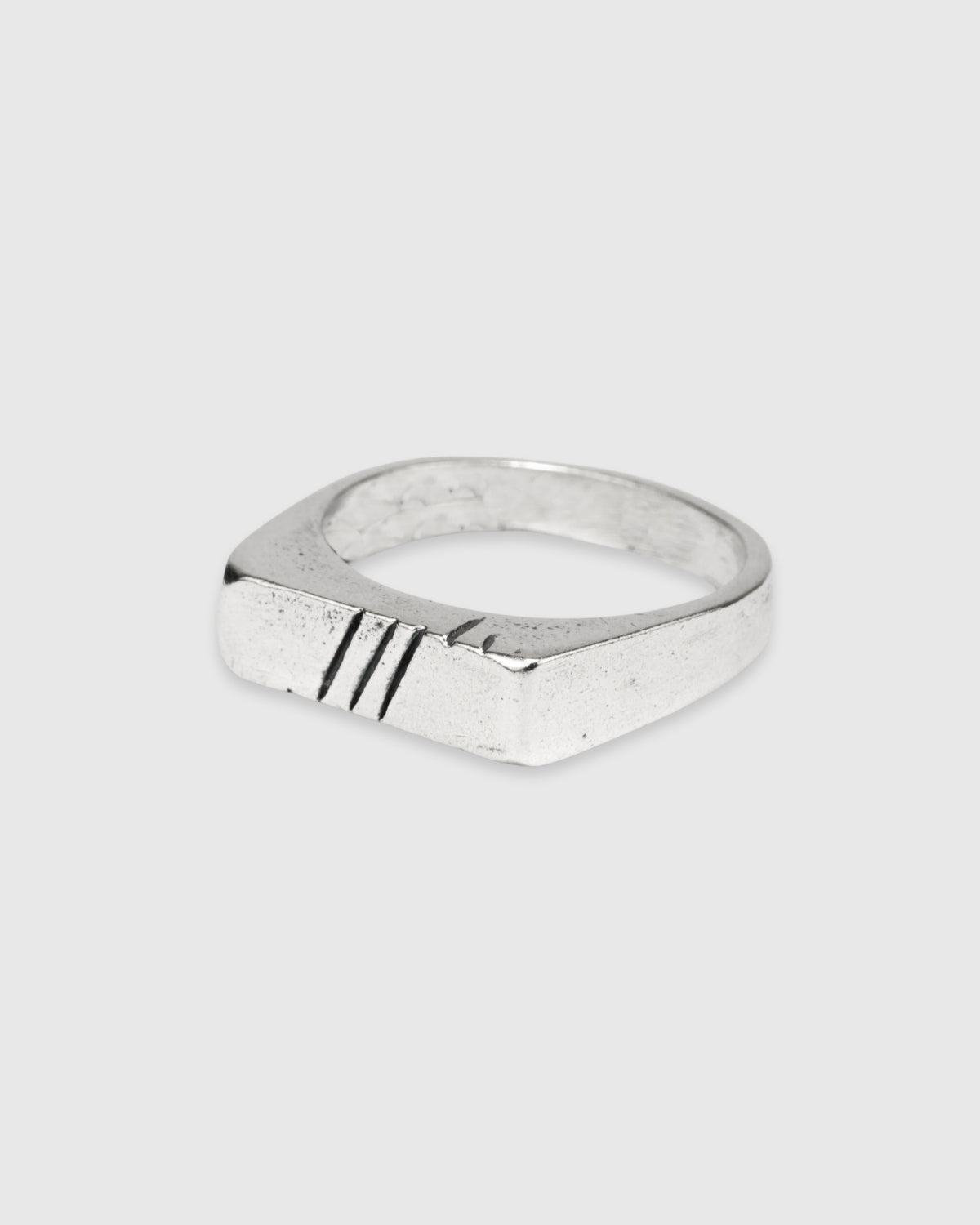 Lucky3Strike Ring