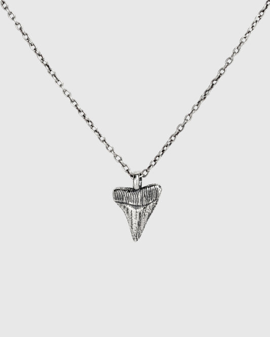 90s Shark Tooth Necklace