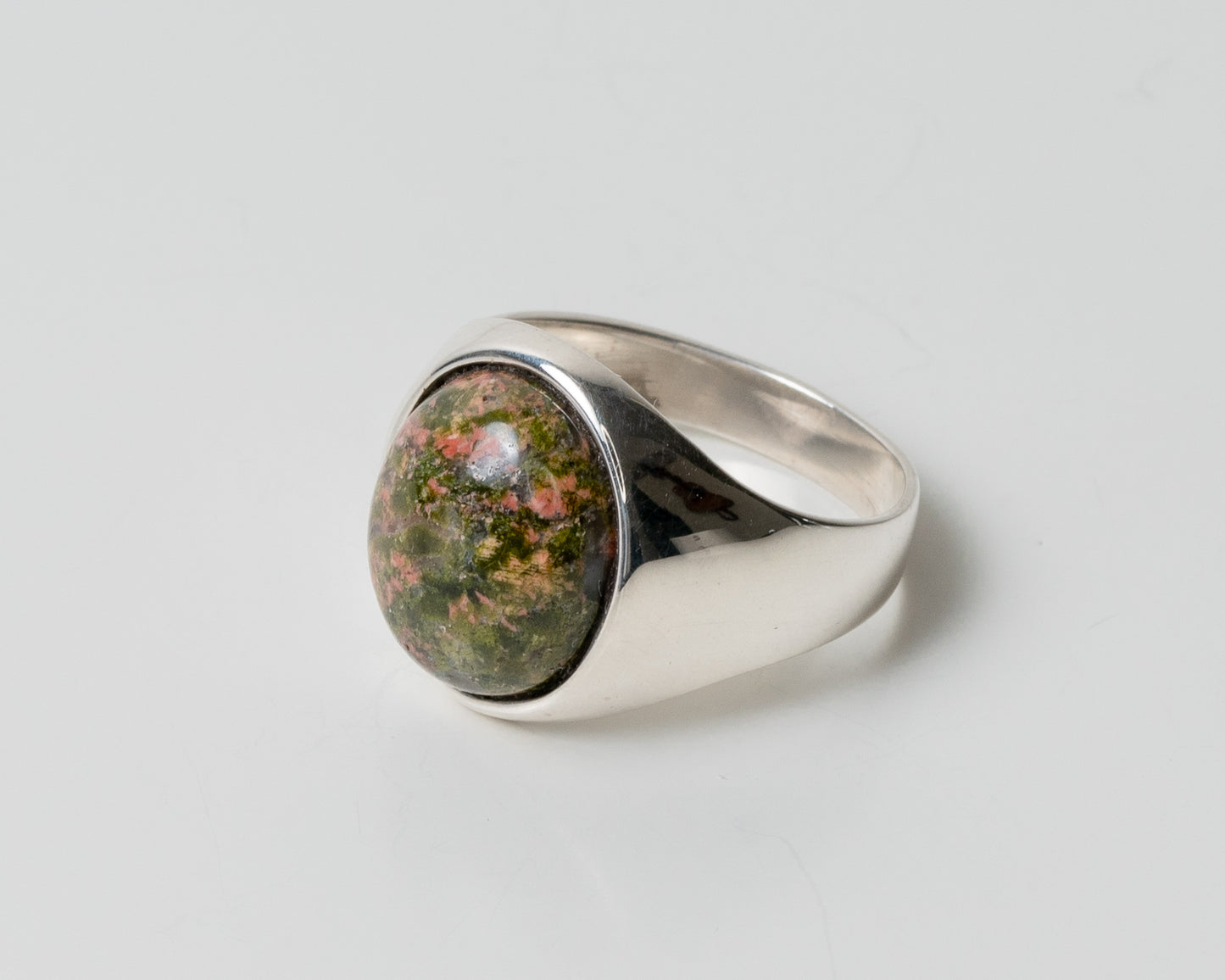 Oval - Unakite