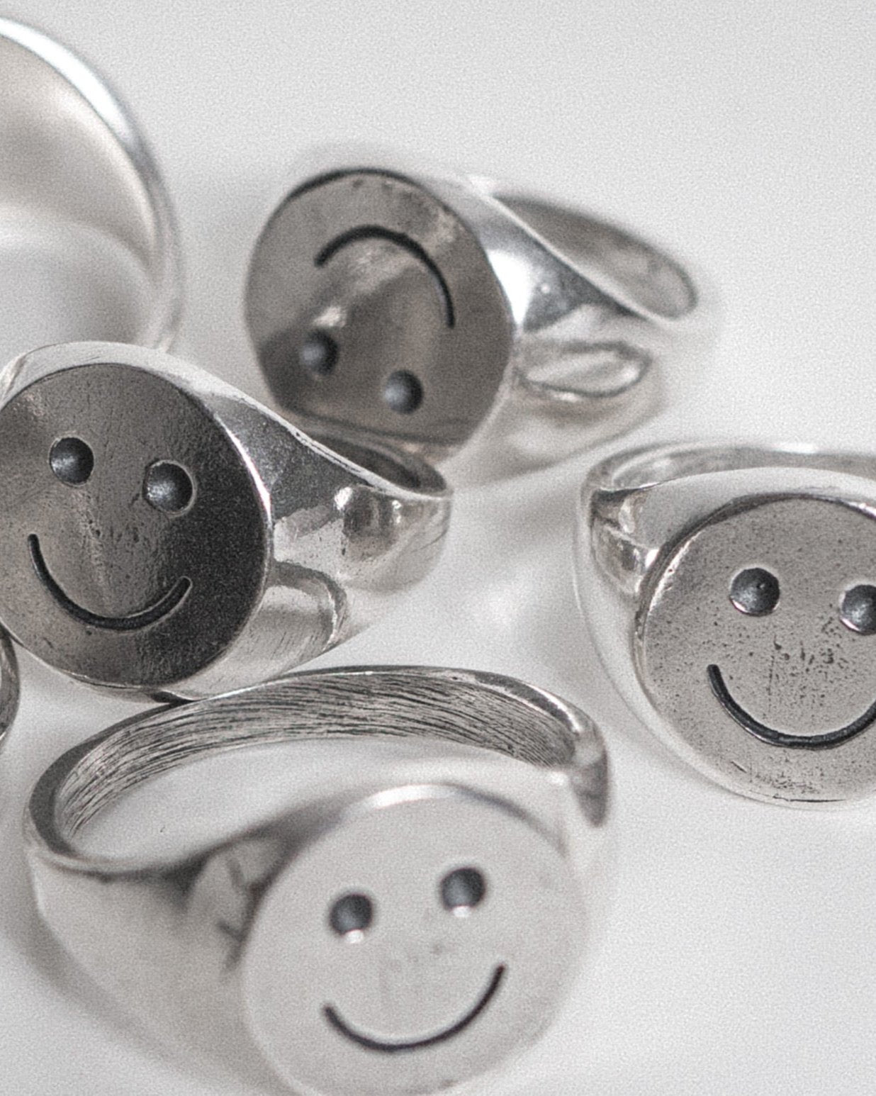 Smile Signet Ring