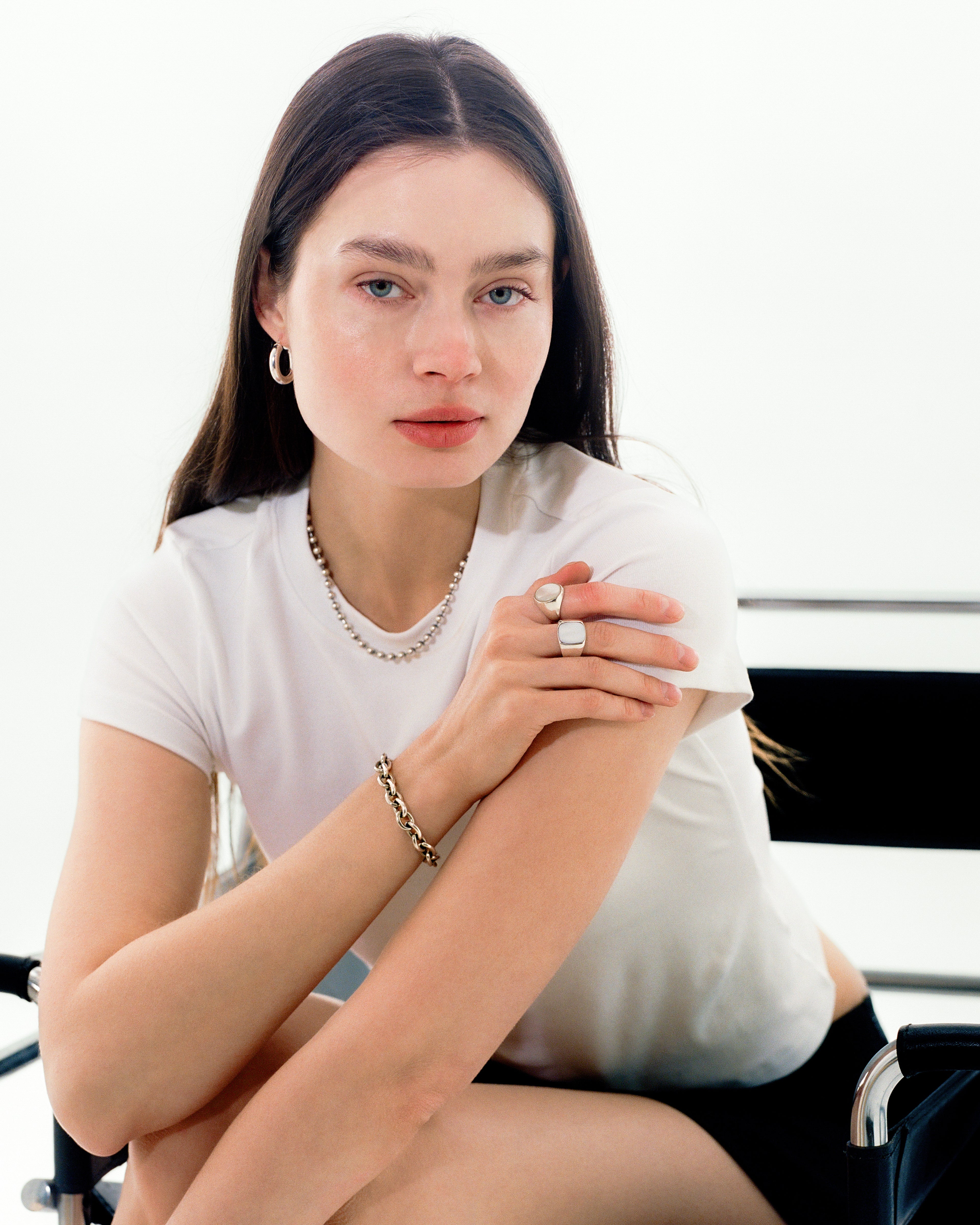 Oval Pearl Signet Ring