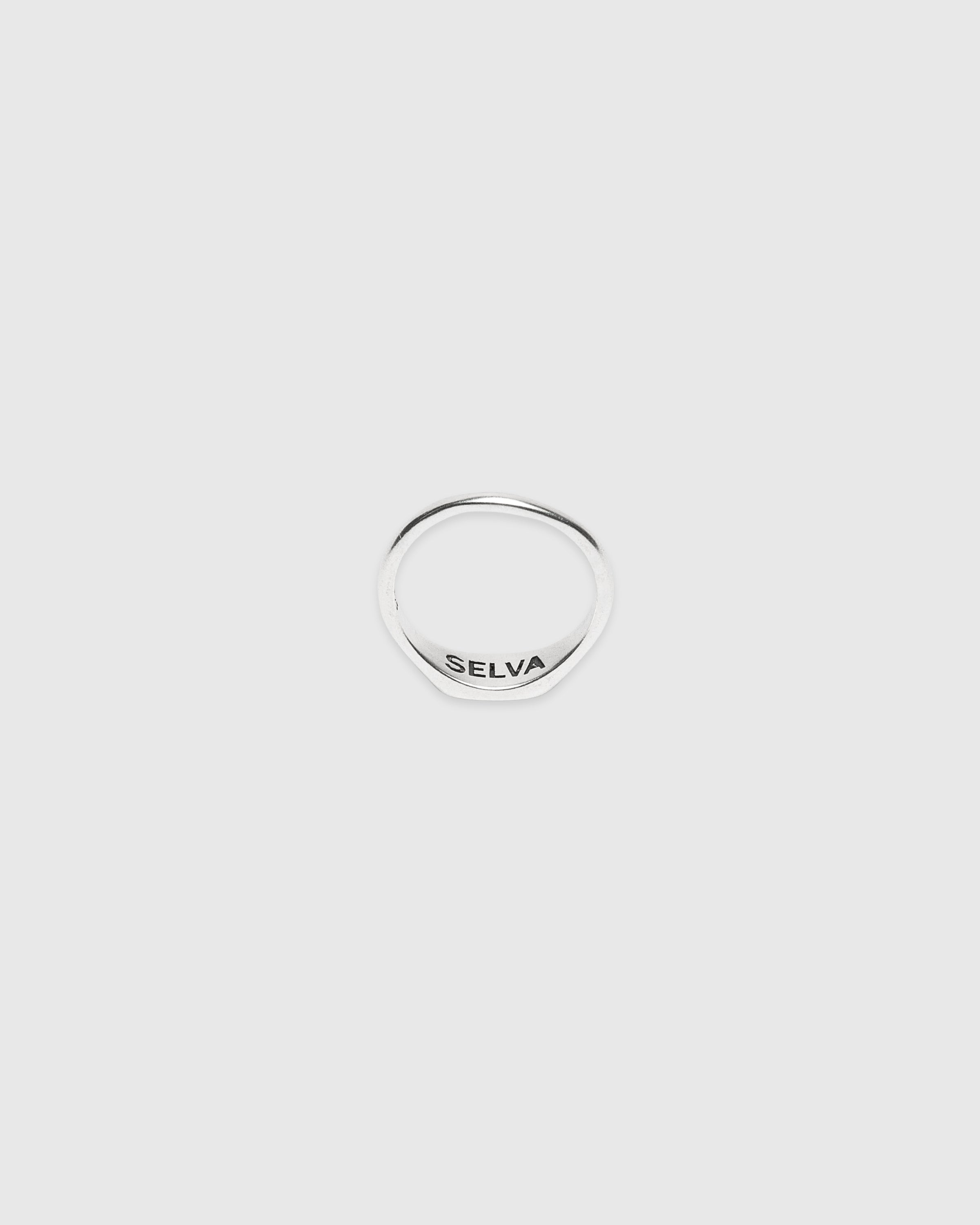 Idyl Signet Ring