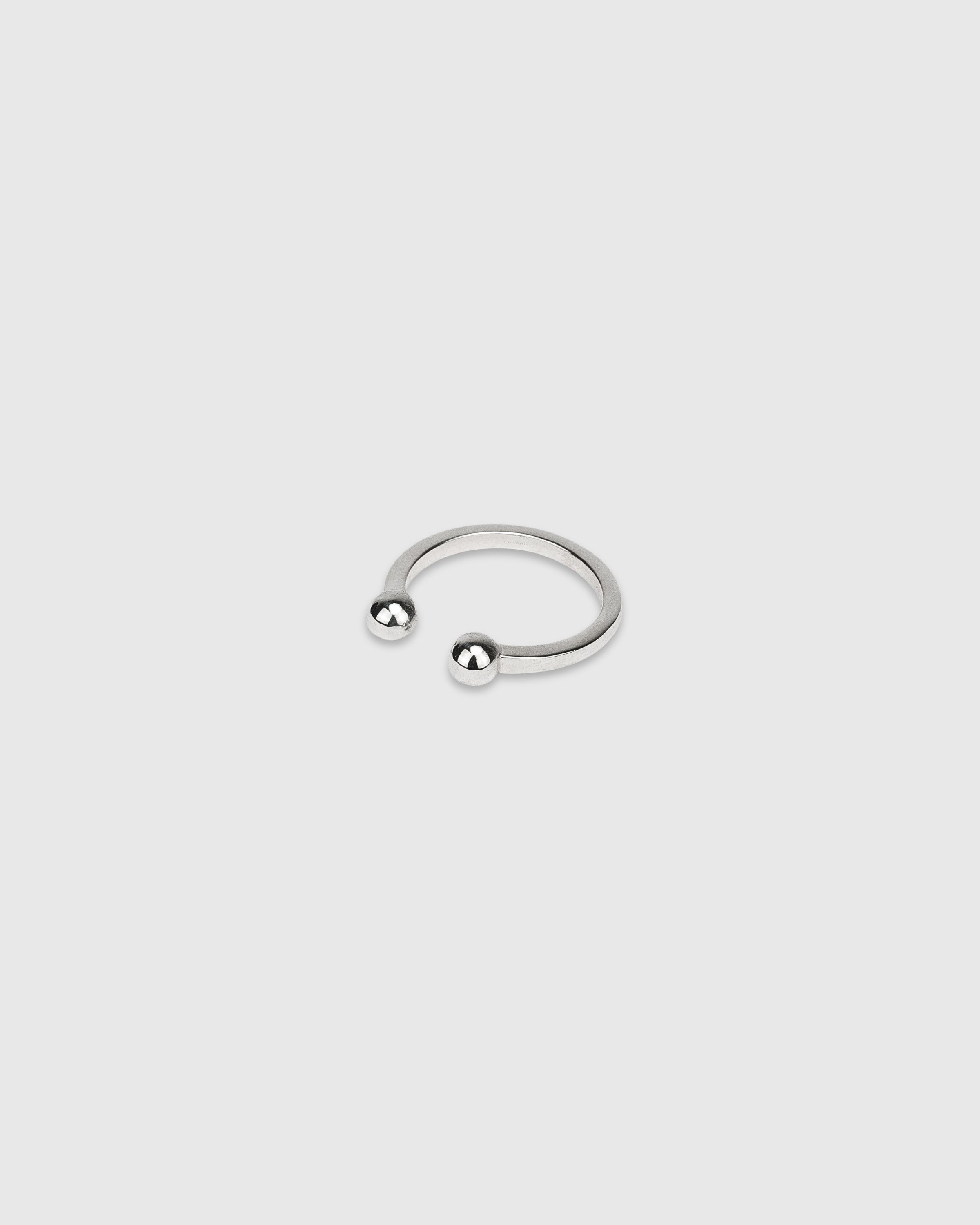 Claire Ring