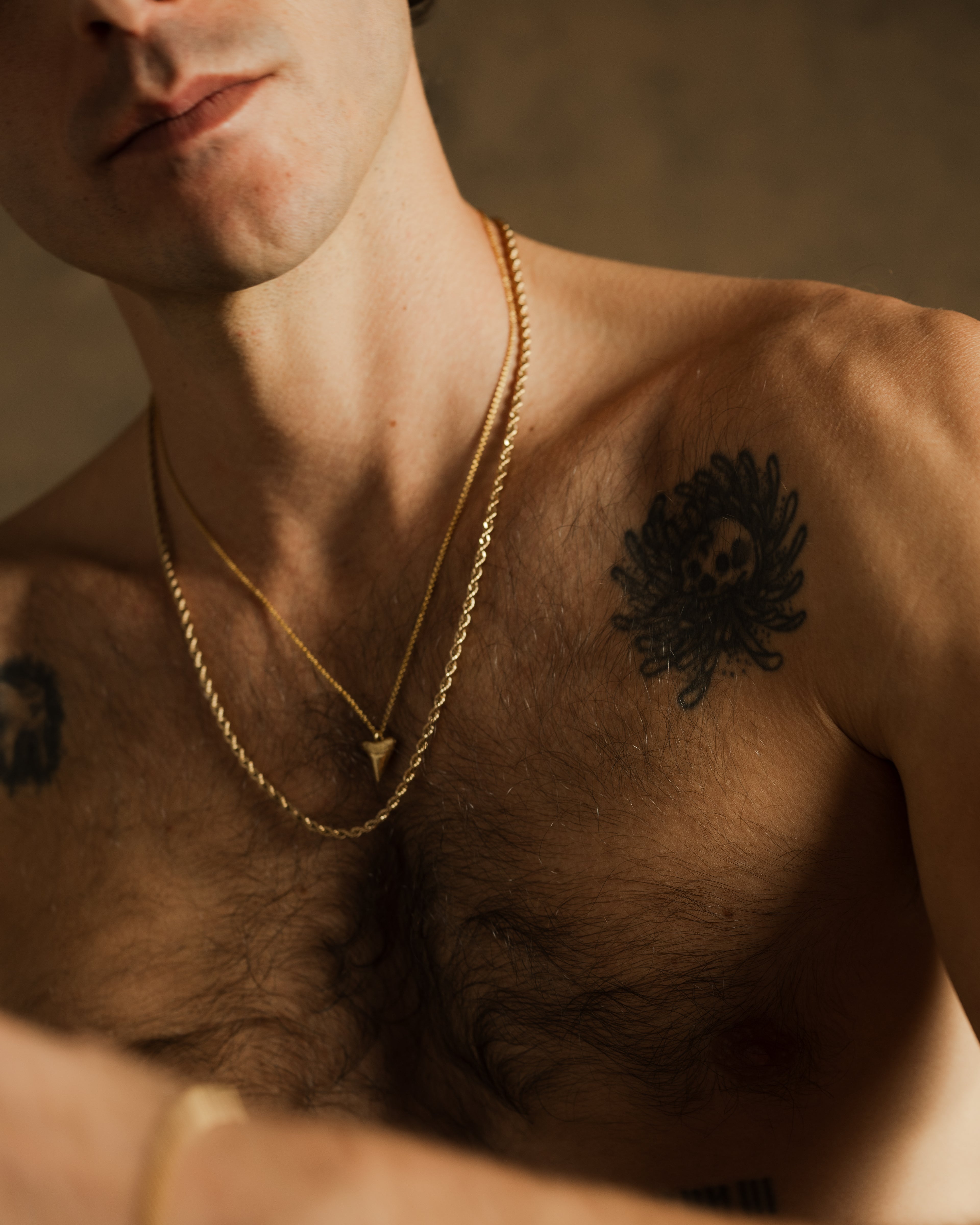 90s Shark Tooth Necklace