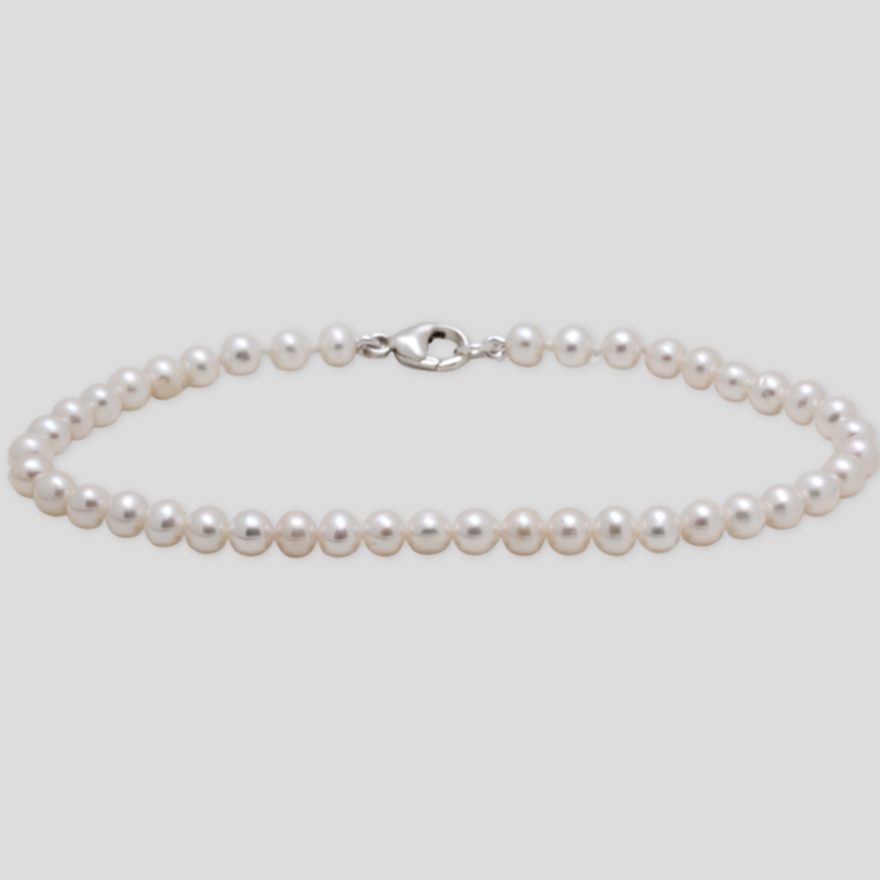 Small deals pearl bracelet